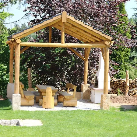 شقة Studio-appartement Mit Bergblick By Interhome *